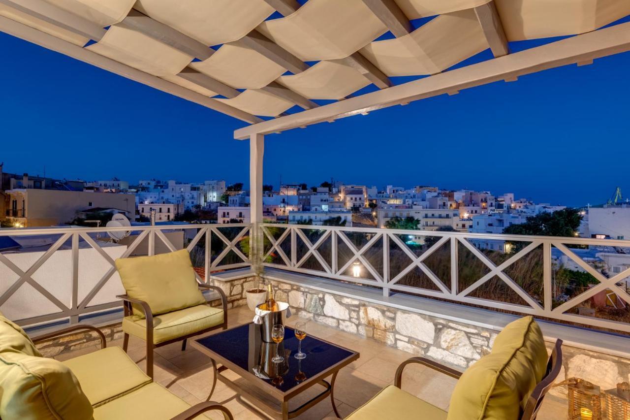 Takis Guesthouse- Laoura-Hermoupolis エクステリア 写真